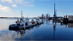 Ponton Remorquage - Lorient - L.Chéreau -  DSP-Consulting.com Ponton Remorquage - Lorient - L.Chéreau -  DSP-Consulting.com