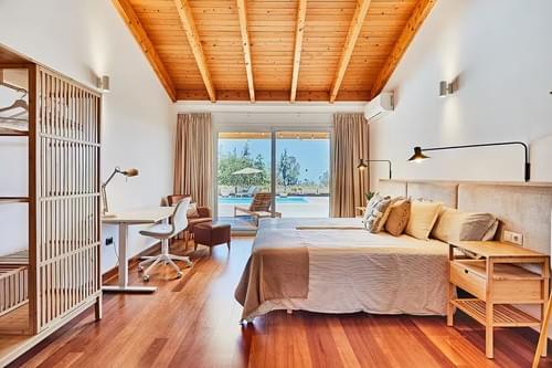 Shiva Suite / Fullbokad