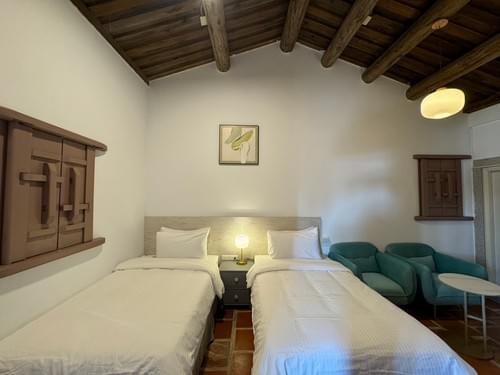 水漾102精緻雙人房型(兩單床)