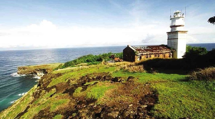 Anawangin-Capones Budget Tour Anawangin-Capones Budget Tour