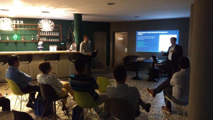 Présentation de Sage X3 à des clients VIP à Madagascar autour d'un parcours Golf Présentation de Sage X3 à des clients VIP à Madagascar autour d'un parcours Golf