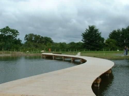 Boardwalk without handrail - Natural Landscapers Boardwalk without handrail - Natural Landscapers