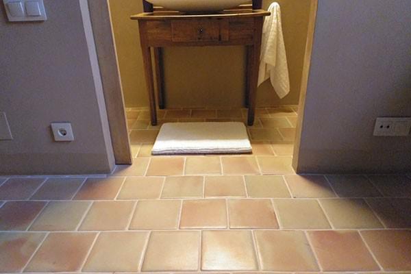 Pavimento de barro cocido semi manual Rosada 20x20 Pavimento de barro cocido semi manual Rosada 20x20