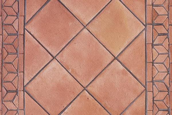 Pavimento de barro cocido manual con cenefa Pavimento de barro cocido manual con cenefa