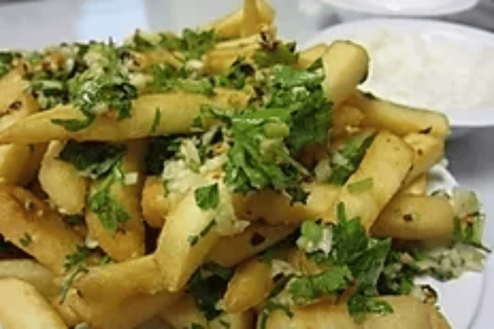 Mamas Hummus - spicy garlic fries Mamas Hummus - spicy garlic fries