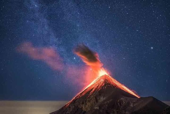 volcan-guatemala-le-pont-des-ameriques-albert-dros volcan-guatemala-le-pont-des-ameriques-albert-dros