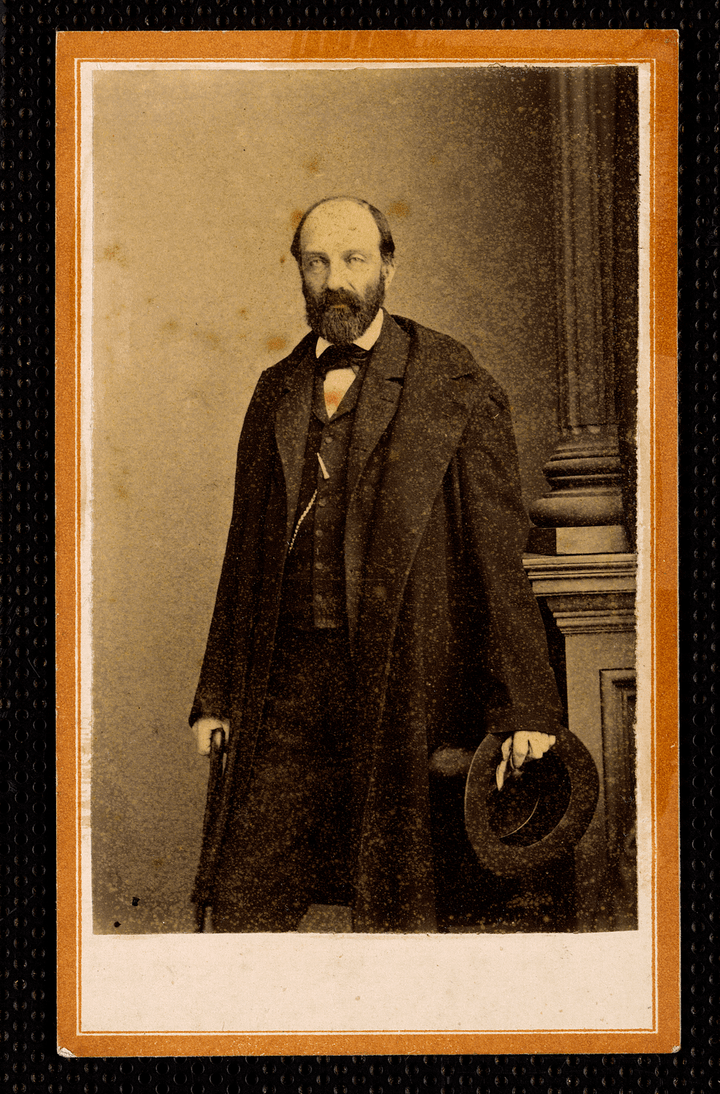 1 épreuve photographique : carte de visite, papier albuminé ; 8,6 x 5,4 centimètres 1 épreuve photographique : carte de visite, papier albuminé ; 8,6 x 5,4 centimètres