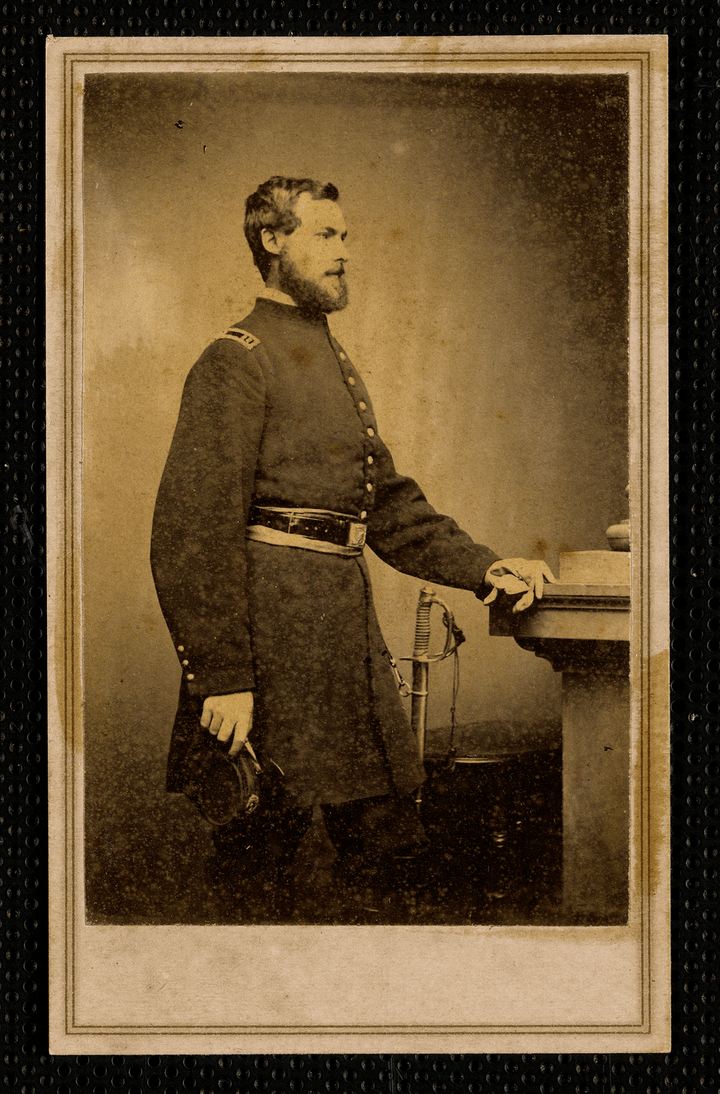 1 épreuve photographique : carte de visite, papier albuminé ; 8,5 x 5,4 centimètre 1 épreuve photographique : carte de visite, papier albuminé ; 8,5 x 5,4 centimètre