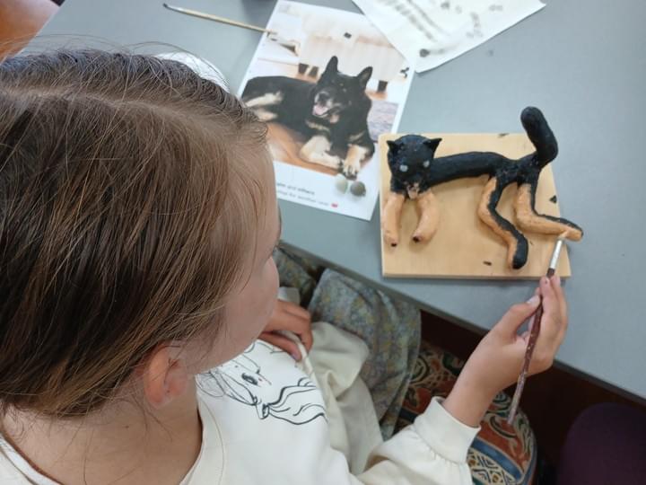 Our classes led by dedicated and enthusiastic tutors provide a comprehensive Children's Art Programme with after-school classes in drawing, painting, collage, mixed media, printmaking and sculpture Our classes led by dedicated and enthusiastic tutors provide a comprehensive Children's Art Programme with after-school classes in drawing, painting, collage, mixed media, printmaking and sculpture