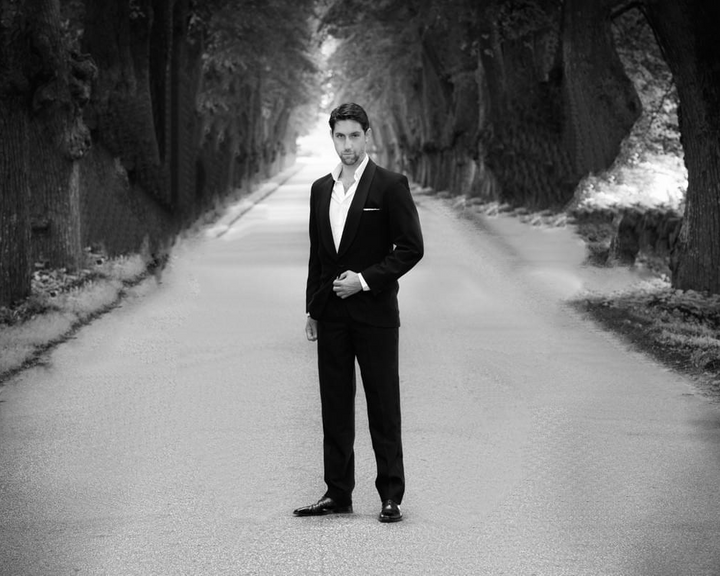 World class operatic star, Alexander Grove World class operatic star, Alexander Grove