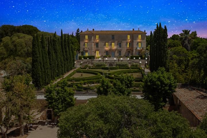 Château de Flaugergues, situé à Montpellier dans l'Hérault. Château de Flaugergues, situé à Montpellier dans l'Hérault.