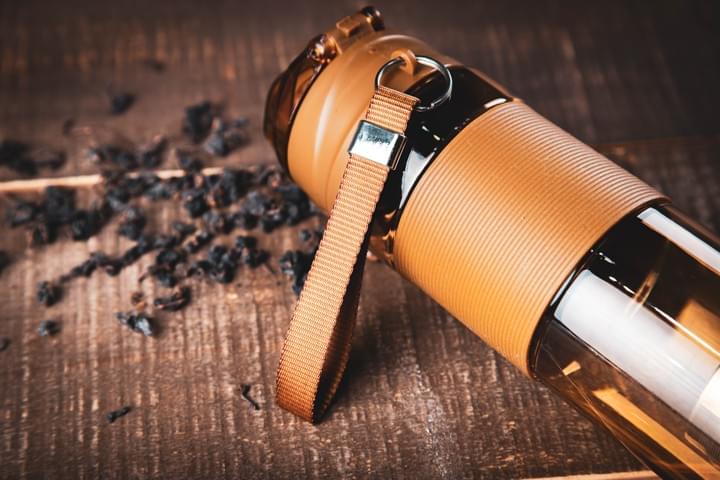 ステンレス製  携帯用魔法瓶 タイガー 魔法瓶 米軍のミリタリーバイアステープを彷彿させる、持ち運びに便利なオリジナルストラップが付属でついた持ち運びに便利なサーモボトルの登場です|美謙株式会社 ステンレス製  携帯用魔法瓶 タイガー 魔法瓶 米軍のミリタリーバイアステープを彷彿させる、持ち運びに便利なオリジナルストラップが付属でついた持ち運びに便利なサーモボトルの登場です|美謙株式会社