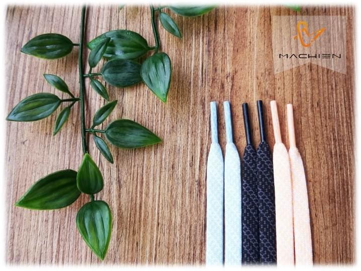 MACHIEN Inc.'s flat shoelaces-Good Old Days MACHIEN Inc.'s flat shoelaces-Good Old Days