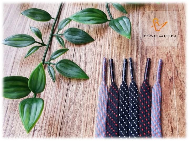 MACHIEN Inc.'s flat shoelaces-Let's Get Loud MACHIEN Inc.'s flat shoelaces-Let's Get Loud