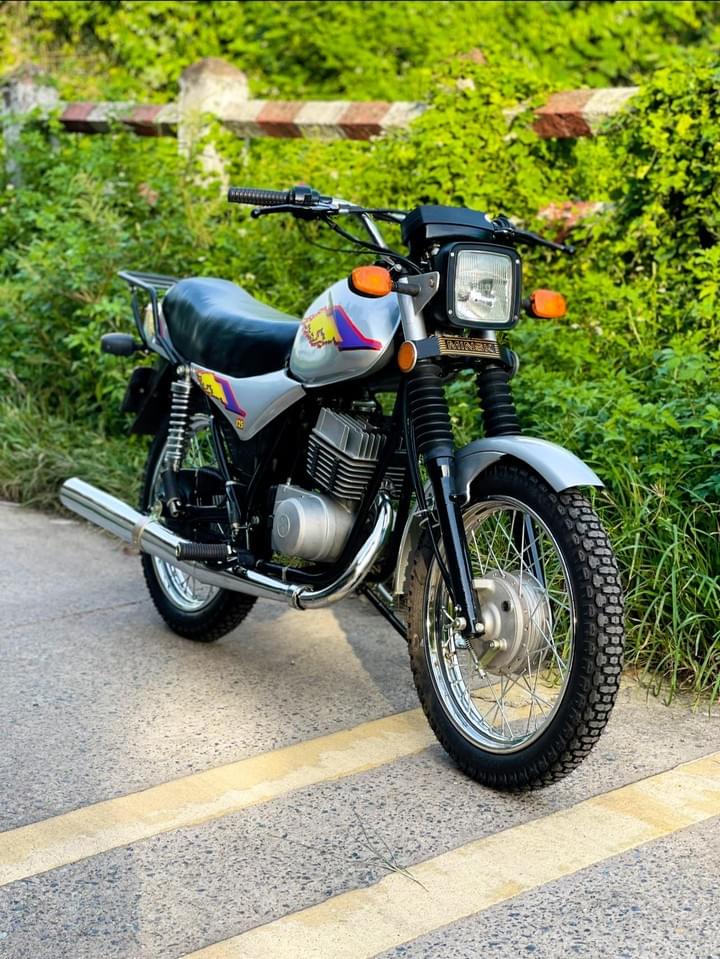 Moto Minsk 125 cc. Moto Minsk 125 cc.