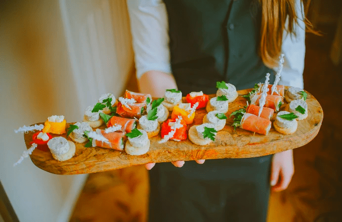 Un apéro dînatoire pour vos mariages, baptêmes en Hauts de France Un apéro dînatoire pour vos mariages, baptêmes en Hauts de France