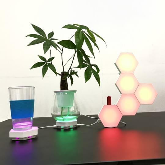 Bluetooth APP operated hexagon modular table lamp Bluetooth APP operated hexagon modular table lamp
