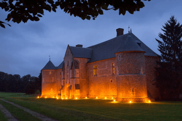 https://www.billetweb.fr/illuminations-cinematographiques-une-exploration-historique-au-chateau-de-berthenonville https://www.billetweb.fr/illuminations-cinematographiques-une-exploration-historique-au-chateau-de-berthenonville