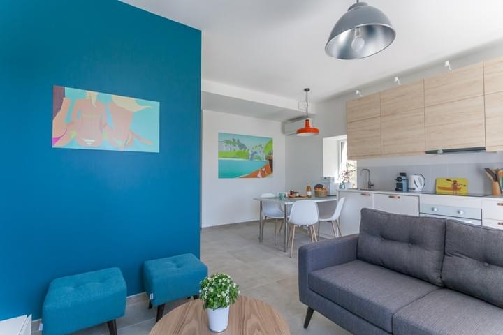 Lodge Vallon-pont-d-arc. furnished appartment Contemporary and  Nature decoration for 4 persons Lodge Vallon-pont-d-arc. furnished appartment Contemporary and  Nature decoration for 4 persons