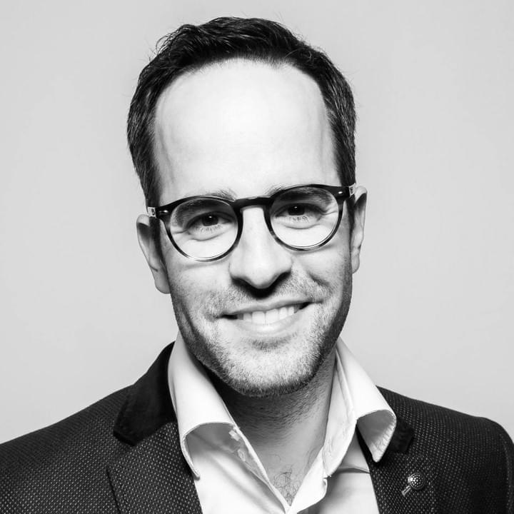 Guy is a public speaking coach and presentation skills trainer.     Guy teaches his clients how to speak so that people listen. He steers them away from the safe and boring versions of themselves and builds their confidence to be authentic and to connect with their audience.     In 2019, Guy started Center Stage, a communications consultancy specialised in Public Speaking.  Guy is a public speaking coach and presentation skills trainer.     Guy teaches his clients how to speak so that people listen. He steers them away from the safe and boring versions of themselves and builds their confidence to be authentic and to connect with their audience.     In 2019, Guy started Center Stage, a communications consultancy specialised in Public Speaking.