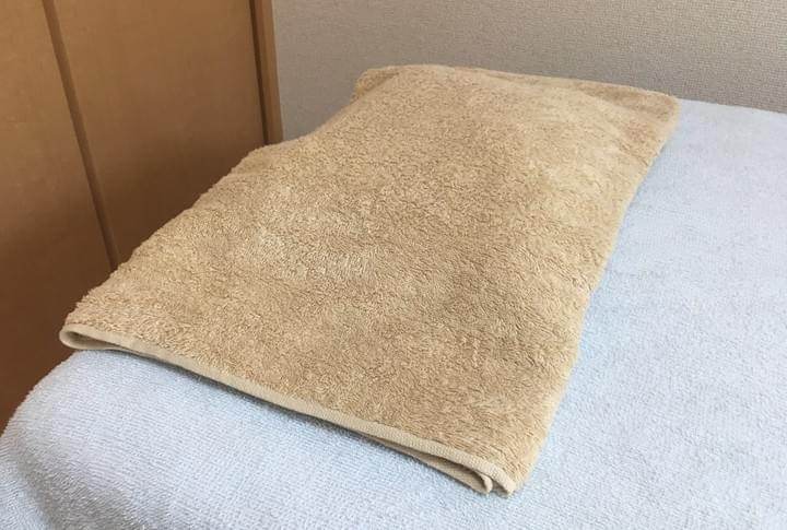首専門カイロプラクティック、首の痛み、首の寝違え、茅ヶ崎の一休さん、ストレートネック、タオル枕の作り方 首専門カイロプラクティック、首の痛み、首の寝違え、茅ヶ崎の一休さん、ストレートネック、タオル枕の作り方