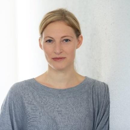 Christina Burkhardt Christina Burkhardt