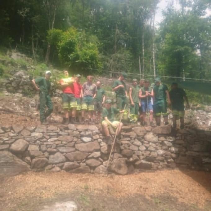 Trockenmauer Mergoscia Lehrlinge Trockenmauer Mergoscia Lehrlinge