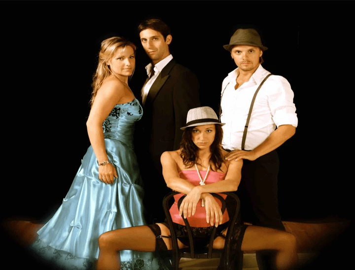 Undercover Artists - Surprise Entertainment  Undercover Artists - Surprise Entertainment