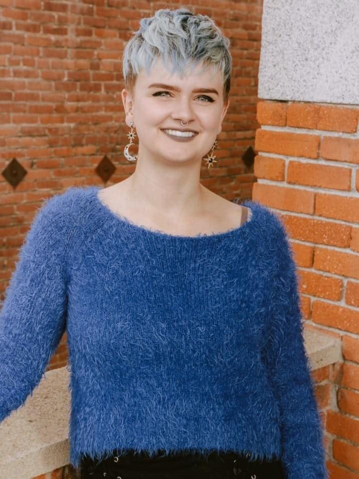 Chloe McClain – Stylist/Colorist Chloe McClain – Stylist/Colorist