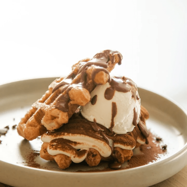 勺日咖啡廳-提拉米蘇可頌鬆餅 勺日咖啡廳-提拉米蘇可頌鬆餅