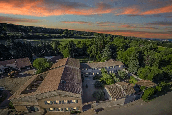 Château de Flaugergues, situé à Montpellier dans l'Hérault. Château de Flaugergues, situé à Montpellier dans l'Hérault.