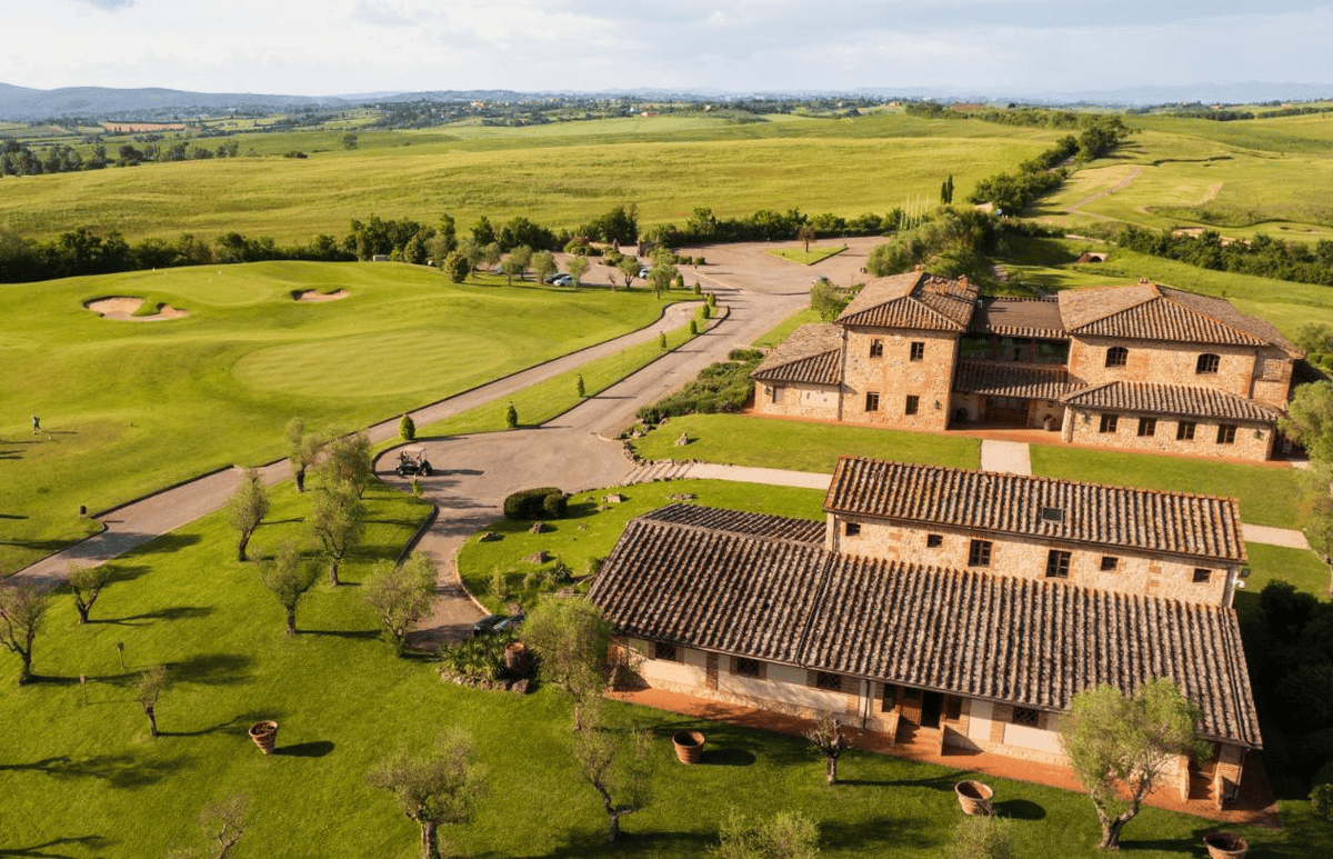 Royal Golf La Bagnaia 托斯卡尼知名古堡高爾夫球場 Royal Golf La Bagnaia 托斯卡尼知名古堡高爾夫球場