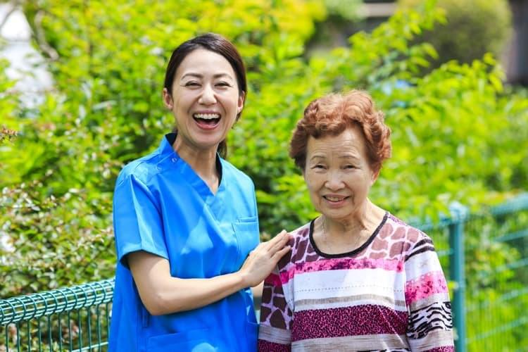 心照護的專業看護服務 心照護的專業看護服務