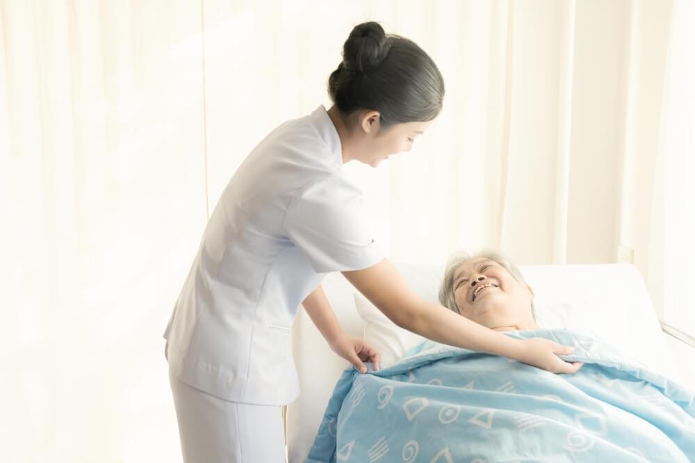 心照護的專業看護服務 心照護的專業看護服務