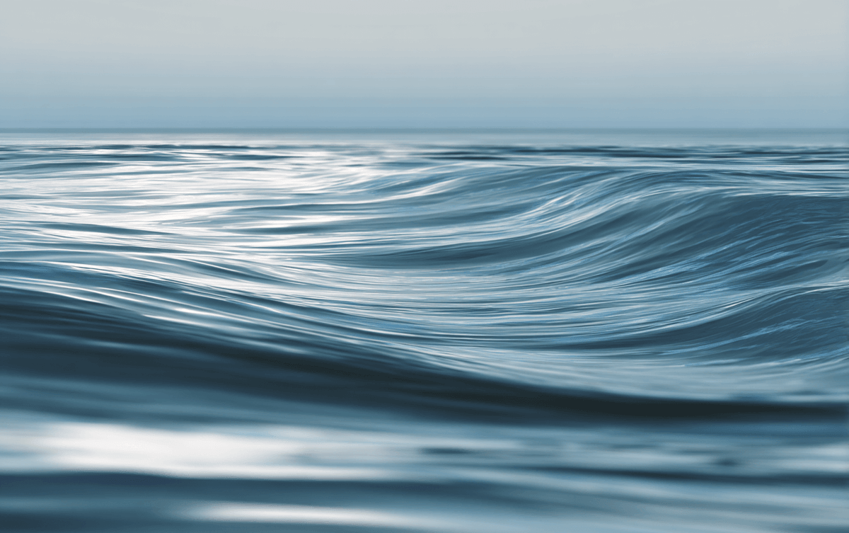 Soft, rhythmic ocean waves illustrating nervous system pacing Soft, rhythmic ocean waves illustrating nervous system pacing