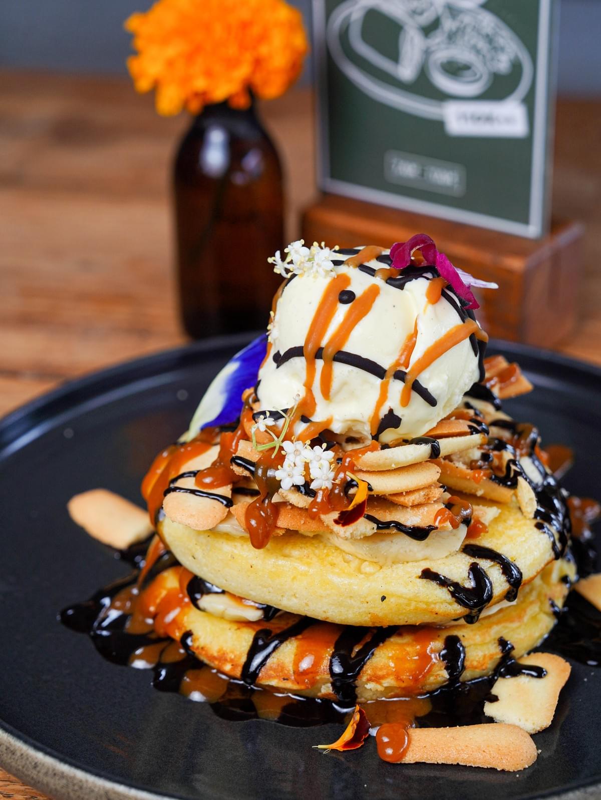 the common menu banoffee pancakes the common menu banoffee pancakes