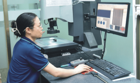 Baoyuan Jiu Sheng specializes in precision mold design and manufacturing. Baoyuan Jiu Sheng specializes in precision mold design and manufacturing.