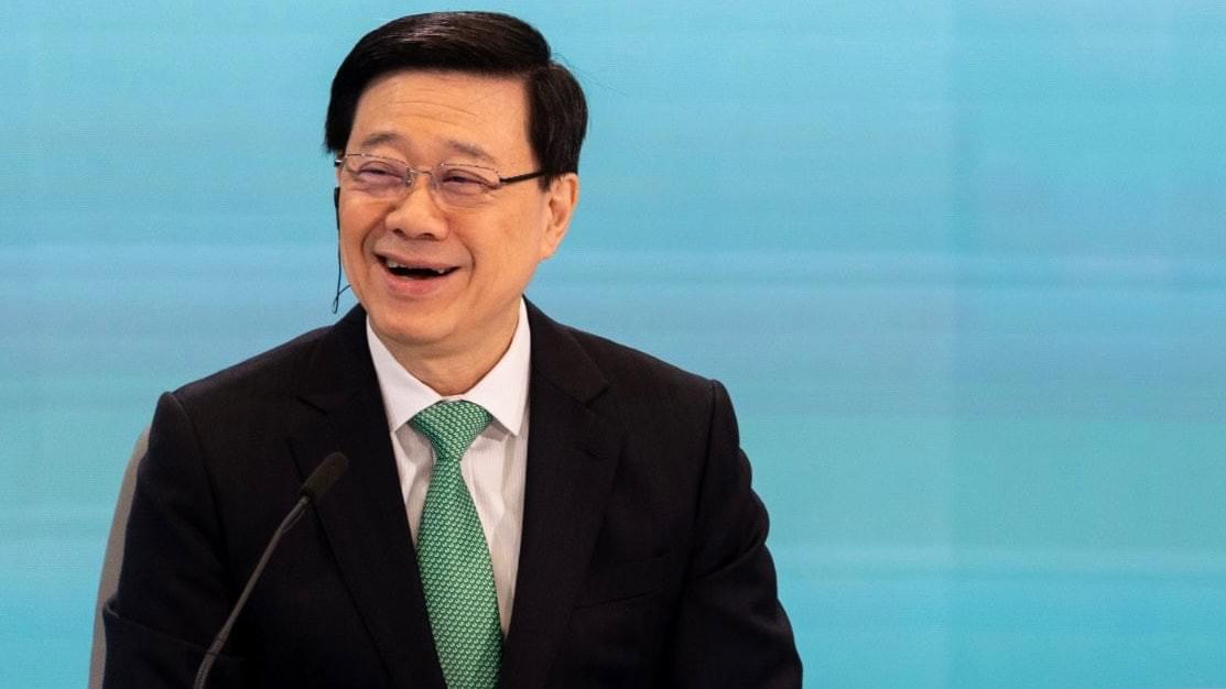 李家超:香港將以科技創新推動經濟轉型 李家超:香港將以科技創新推動經濟轉型