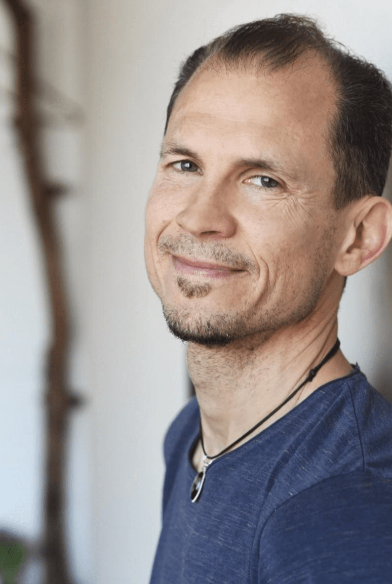 Ich bin Playfight-Faciliator und gebe Playfight-Workshops in Wetzikon. Ich bin Anlieger Kampfspiele und arbeite mit Buben und Männer in jedem Alter. Ich bin Playfight-Faciliator und gebe Playfight-Workshops in Wetzikon. Ich bin Anlieger Kampfspiele und arbeite mit Buben und Männer in jedem Alter.