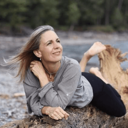 Expertin für Mutterkraft und Frausein, ganzheitliche Begleitung und Therapie Expertin für Mutterkraft und Frausein, ganzheitliche Begleitung und Therapie