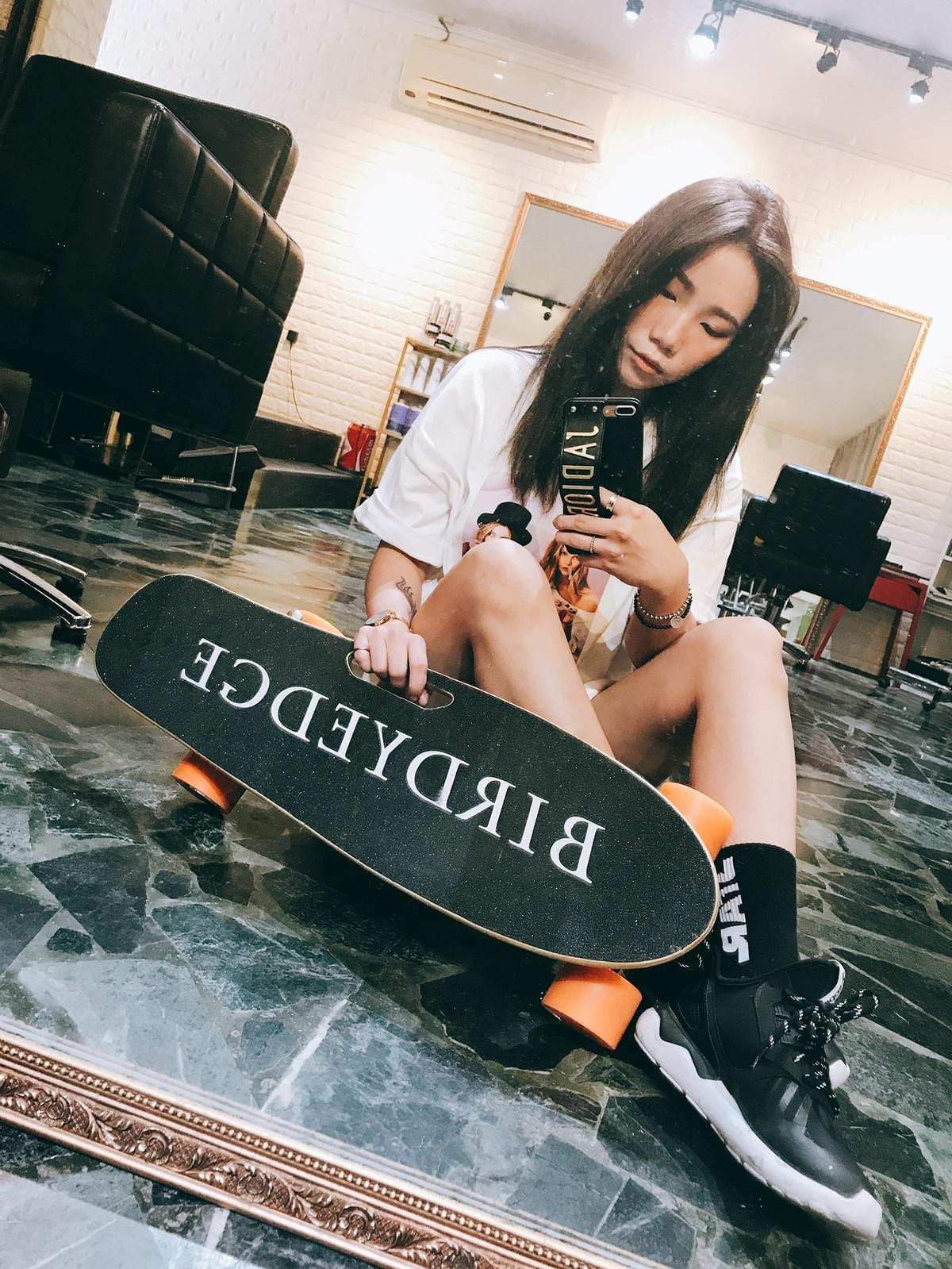 兩輪電動滑板車 兩輪電動滑板車