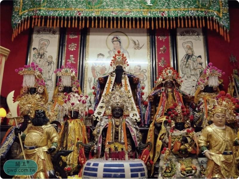 博物館銅器關聖帝君聖誔,神明生日禮物,1尺3神像兵器,古兵器訂做,1尺6關公關刀,青龍偃月刀,伽藍菩薩供品,2尺2神明法器,神明武器,護身關刀,小關刀,關刀項鍊,關刀哪裡買 博物館銅器關聖帝君聖誔,神明生日禮物,1尺3神像兵器,古兵器訂做,1尺6關公關刀,青龍偃月刀,伽藍菩薩供品,2尺2神明法器,神明武器,護身關刀,小關刀,關刀項鍊,關刀哪裡買