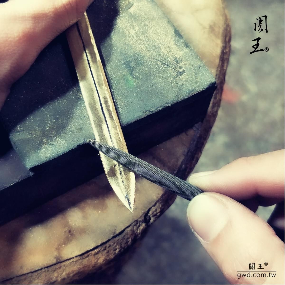 戰國龍紋銅劍、博物館銅器創作、九天玄女娘娘法器、神像拂塵訂做、古代軟兵器拂塵、王母娘娘拂塵、九天玄女娘娘雙寶劍、手工訂做神明七星劍、神像刀劍 戰國龍紋銅劍、博物館銅器創作、九天玄女娘娘法器、神像拂塵訂做、古代軟兵器拂塵、王母娘娘拂塵、九天玄女娘娘雙寶劍、手工訂做神明七星劍、神像刀劍