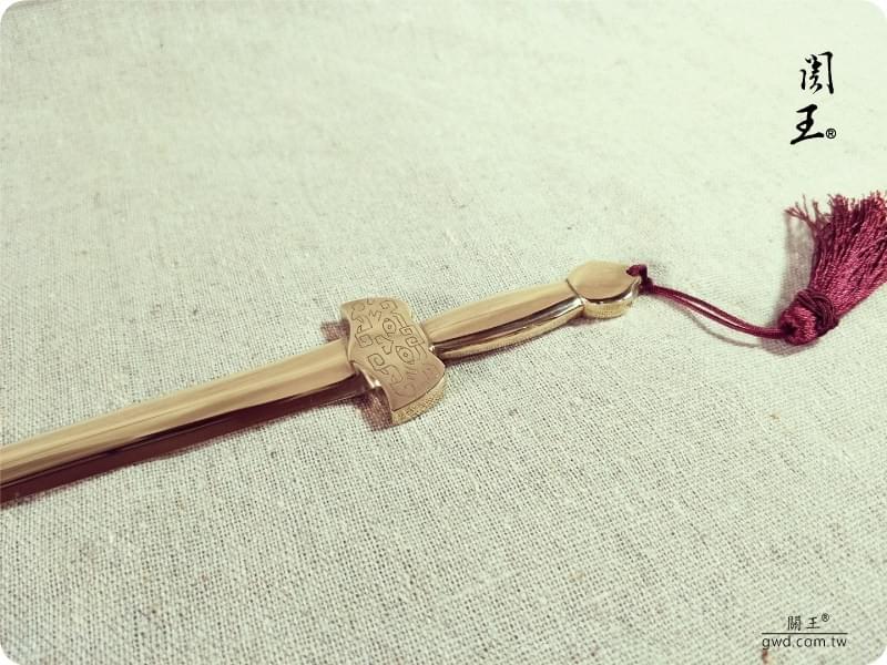 戰國雷龍紋銅劍、博物館銅劍銅器創作、九天玄女娘娘法器、神像拂塵訂做、古代軟兵器拂塵、九天玄女娘娘雙寶劍、手工訂做神明七星劍、神像刀劍、神明手工劍 戰國雷龍紋銅劍、博物館銅劍銅器創作、九天玄女娘娘法器、神像拂塵訂做、古代軟兵器拂塵、九天玄女娘娘雙寶劍、手工訂做神明七星劍、神像刀劍、神明手工劍