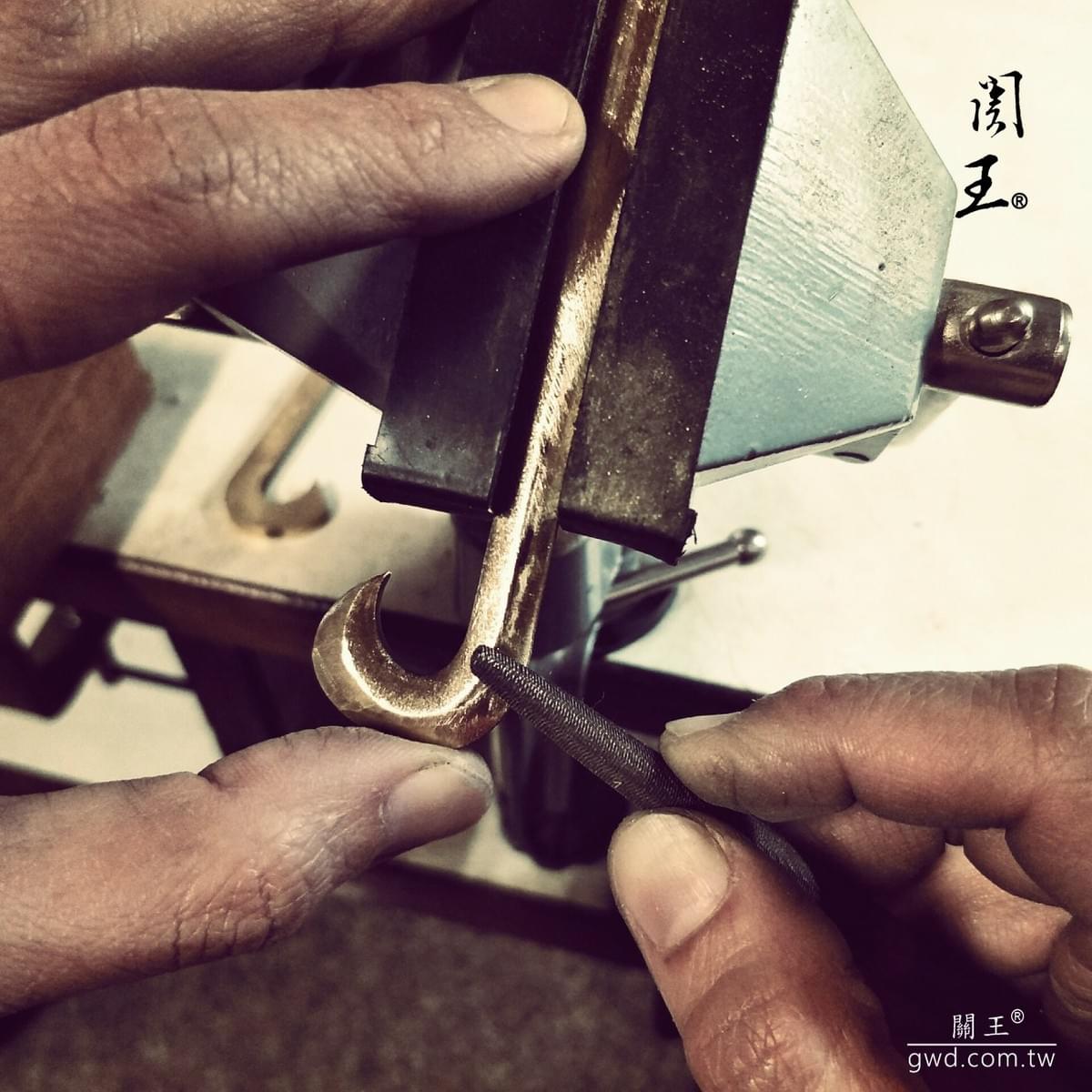 博物館銅器訂做,金吒木吒哪吒太子爺手工兵器,二元帥護手金銅鈎,中壇元帥太子爺,火尖槍乾坤圈,台灣手工火尖槍,護手吳鈎刀劍,三太子槍圈,三太子聖誔千秋,神明生日供品,三太子槍圈訂做,神明古兵器,敬天禮器,神明武器,神明兵器,博物館銅器典藏,金銀銅太子槍圈環,古兵器雙鈎,木吒太子神像雕刻 博物館銅器訂做,金吒木吒哪吒太子爺手工兵器,二元帥護手金銅鈎,中壇元帥太子爺,火尖槍乾坤圈,台灣手工火尖槍,護手吳鈎刀劍,三太子槍圈,三太子聖誔千秋,神明生日供品,三太子槍圈訂做,神明古兵器,敬天禮器,神明武器,神明兵器,博物館銅器典藏,金銀銅太子槍圈環,古兵器雙鈎,木吒太子神像雕刻