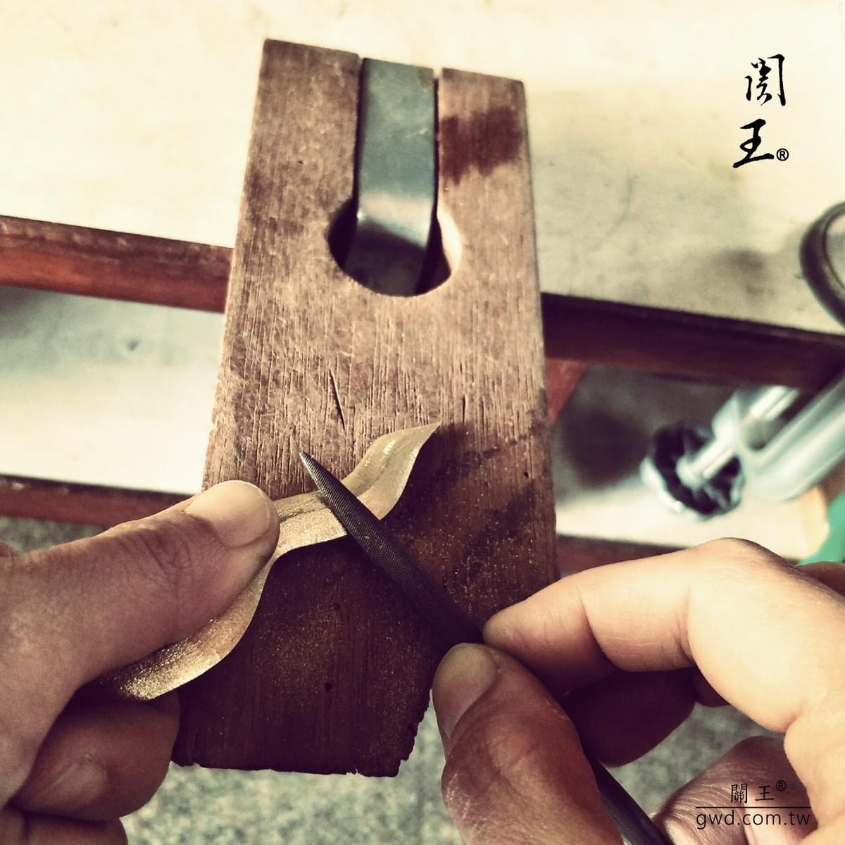 中壇元帥太子爺,火尖槍乾坤圈,台灣手工火尖槍,三太子槍圈,三太子聖誔千秋,神明生日供品,三太子槍圈訂做,神明古兵器,敬天禮器,神明武器,神明兵器,博物館銅器典藏,金銀銅太子槍圈環 中壇元帥太子爺,火尖槍乾坤圈,台灣手工火尖槍,三太子槍圈,三太子聖誔千秋,神明生日供品,三太子槍圈訂做,神明古兵器,敬天禮器,神明武器,神明兵器,博物館銅器典藏,金銀銅太子槍圈環