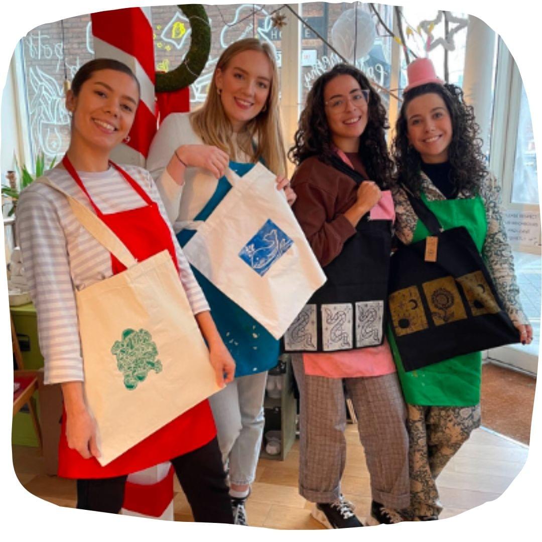 Fun lino printing tote bag creative class london Fun lino printing tote bag creative class london