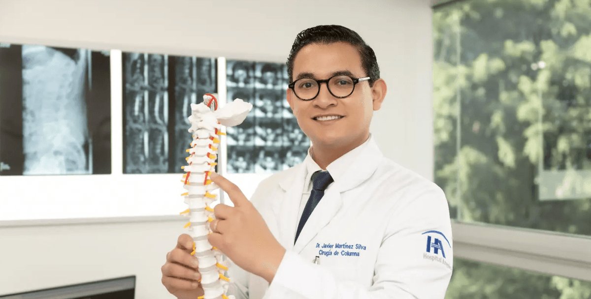 El mejor y reconocido médico de columna en Ciudad de México El mejor y reconocido médico de columna en Ciudad de México