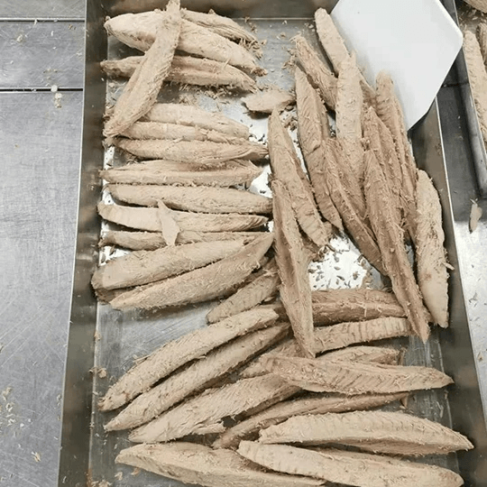 We are committed to sustainable fishing practices, ensuring that our tuna products are sourced responsibly to protect marine ecosystems. Sustainable Sourcing What We Do 我们是金枪鱼冻煮鱼柳供应商
同时给客户提供金枪鱼罐头代加工服务 We are committed to sustainable fishing practices, ensuring that our tuna products are sourced responsibly to protect marine ecosystems. Sustainable Sourcing What We Do 我们是金枪鱼冻煮鱼柳供应商
同时给客户提供金枪鱼罐头代加工服务