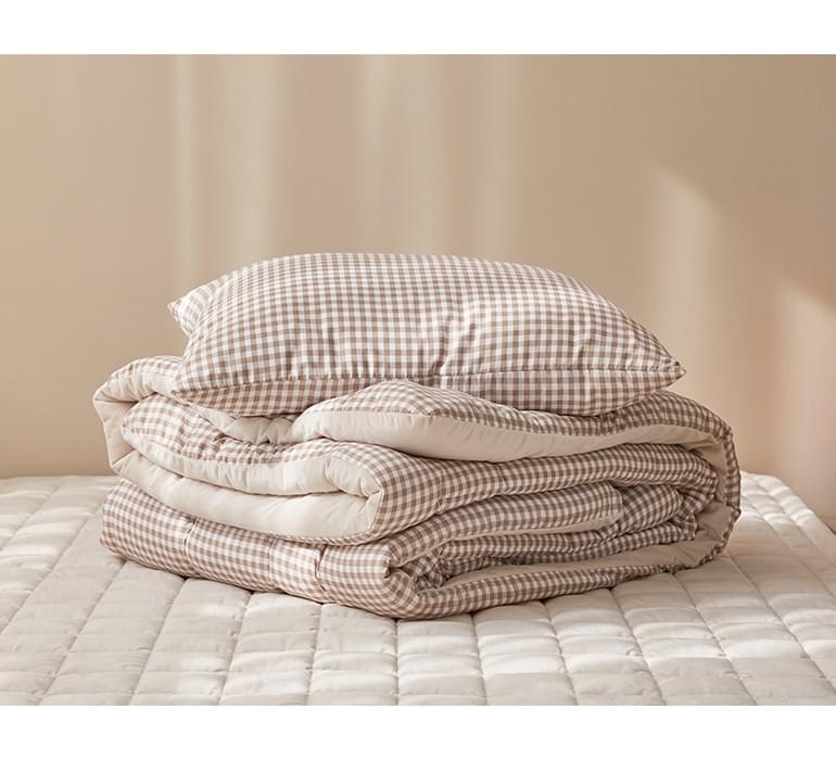 (冬天厚版) coco beige-hug me 無塵四季被 (韓國製)